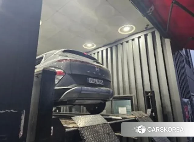 Hyundai Kona (SX2) 2024 Серый из Кореи, фото 2