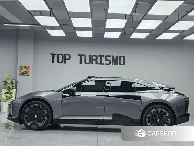 Gao He HiPhi Z 2023 Серебристо-серый из Китая, фото 4