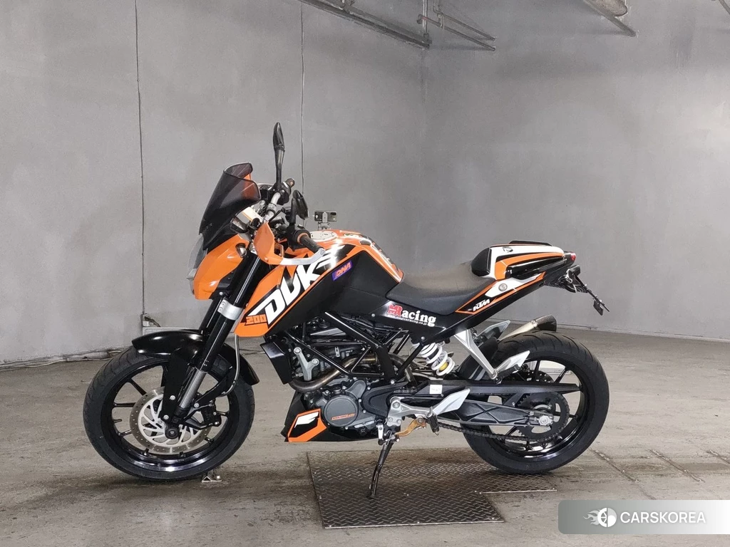 Проданный KTM 200 DUKE 2012 из Японии, фото 2