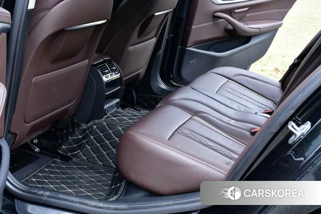 BMW 5 series PHEV 2019 Черный из Китая, фото 4