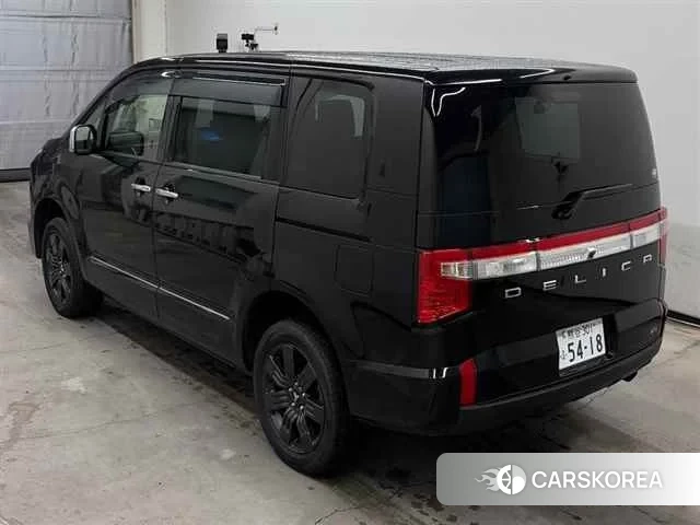 Mitsubishi Delica D:5 2020 из Японии, фото 2