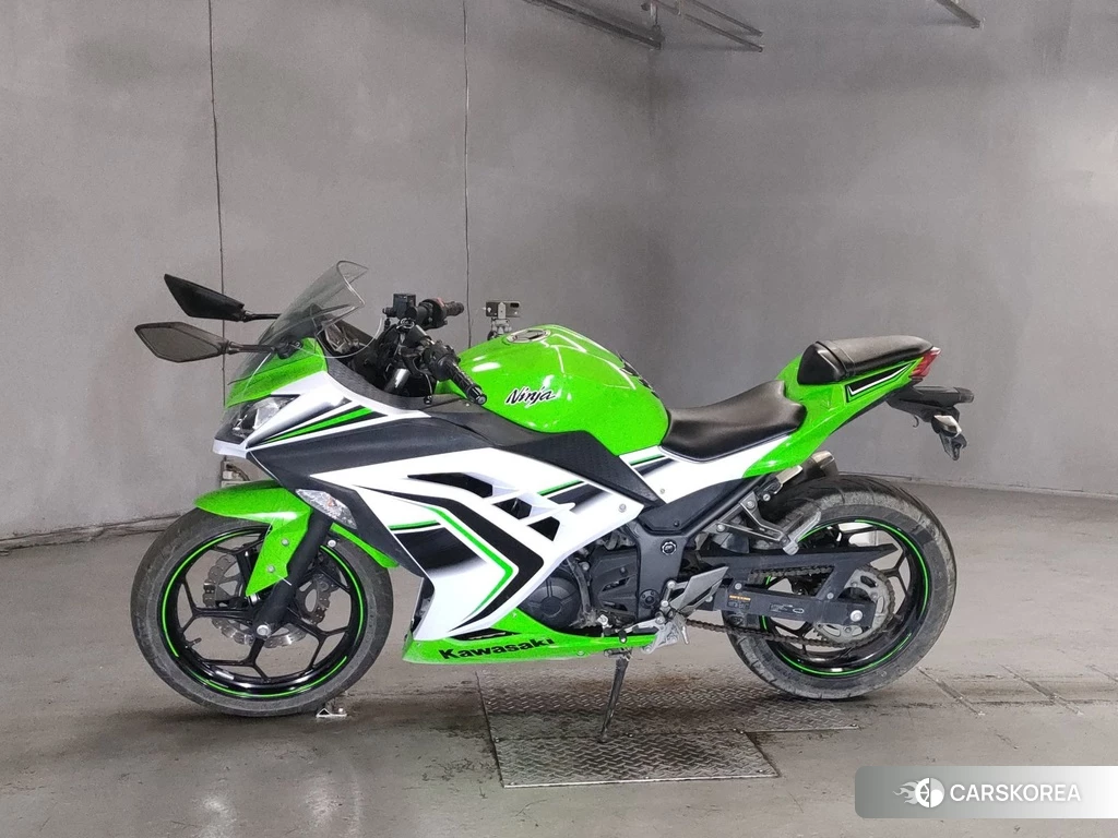 Проданный Kawasaki NINJA 250 2016 из Японии, фото 2