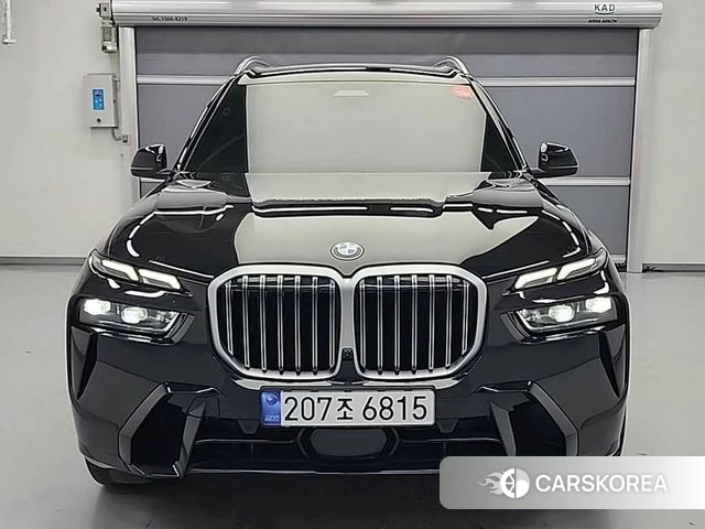 BMW X7 (G07) 2025 Черный из Кореи, фото 2
