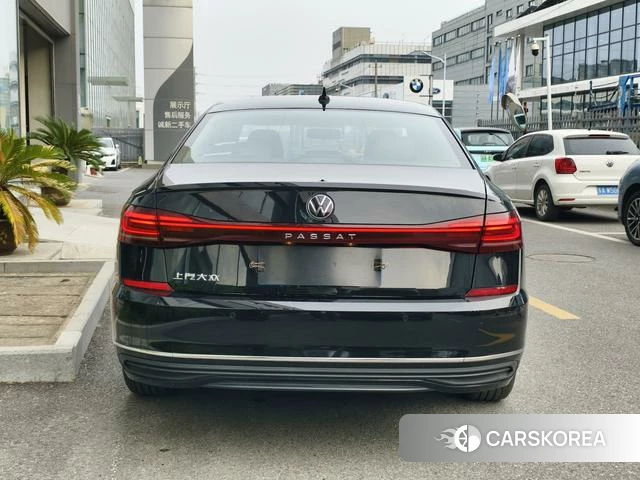 Volkswagen Passat id 4314306 из Китая 12