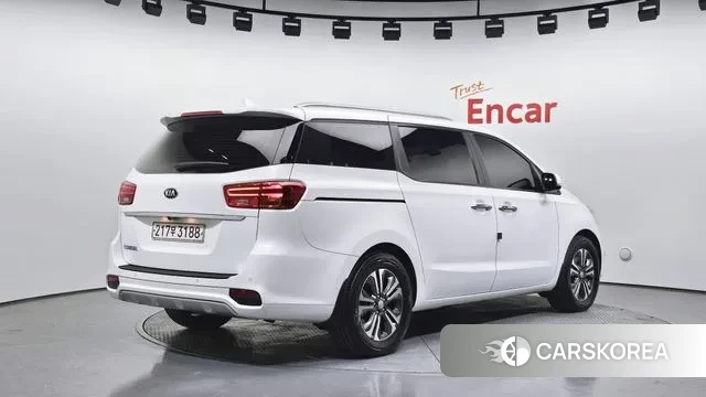 Kia The New Carnival id 3766135 из Кореи 12