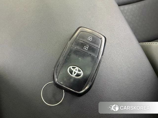 Toyota bZ3 id 4211548 из Китая 12