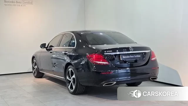 Mercedes-Benz E-Class W213 2020 Черный из Кореи, фото 5