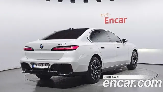 BMW 7 Series (G70) id 2879075 из Кореи 12