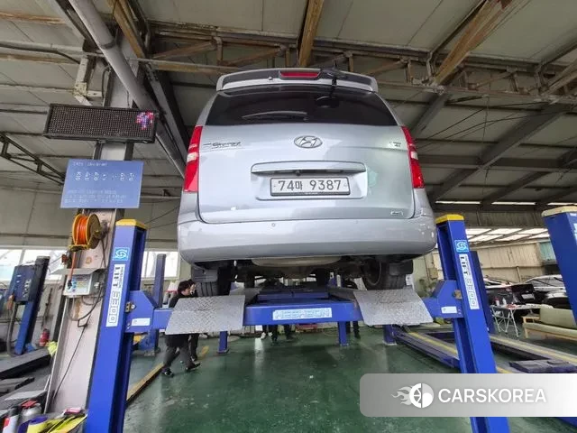 Hyundai The New Grand Starex 2018 Серебряный из Кореи, фото 2