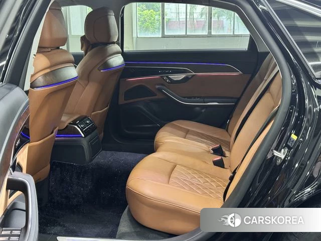 Audi A8 id 4290517 из Китая 12