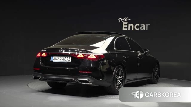 Mercedes-Benz E-Class W214 id 4302096 из Кореи 12