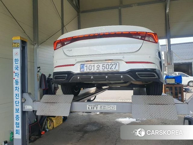 Kia K5 3rd generation 2021 Белый из Кореи, фото 2