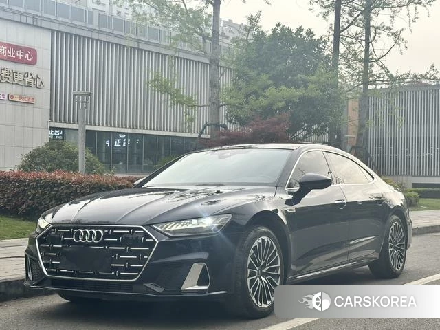 Audi A7L id 4276802 из Китая 12