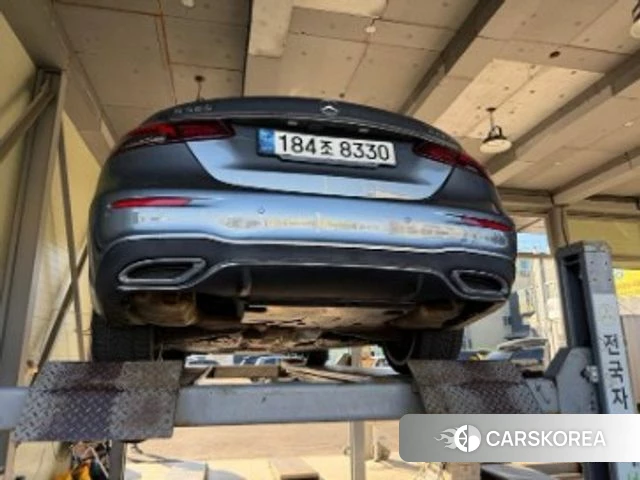 Mercedes-Benz E-Class W213 2022 Серый из Кореи, фото 2