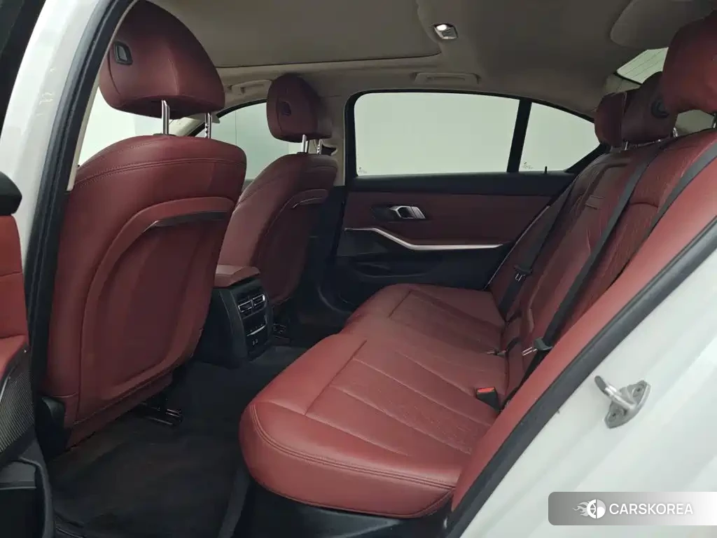 BMW 3 series id 4644468 из Китая 7