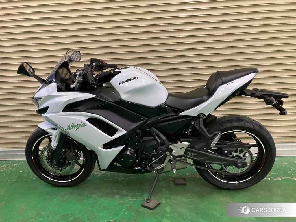 Проданный Kawasaki NINJA 650 ABS 2021 из Японии, фото 2