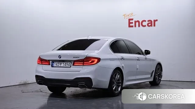 BMW 5 Series (G30) id 3480319 из Кореи 12