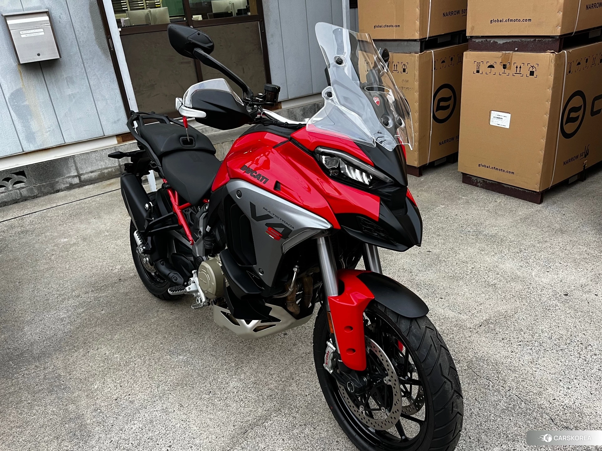Ducati MULTISTRADA V4 S 2025 из Японии