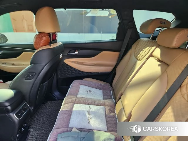 Hyundai The New Santa Fe 2023 Белый из Кореи, фото 2