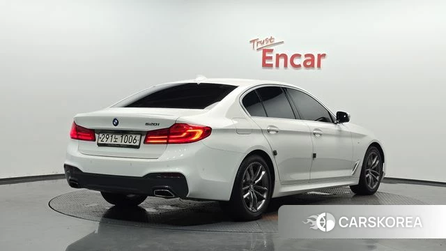 BMW 5 Series (G30) id 4614775 из Кореи 12