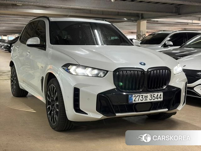 BMW X5 (G05) 2025 Белый из Кореи, фото 2