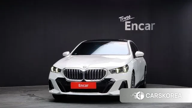 BMW 5 Series (G60) id 3576128 из Кореи 12