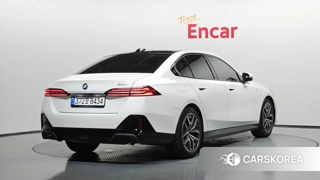 BMW 5 Series (G60) id 4602168 из Кореи 12