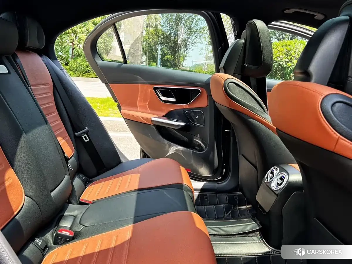 Mercedes-Benz C-class 2023 Черный из Китая, фото 2