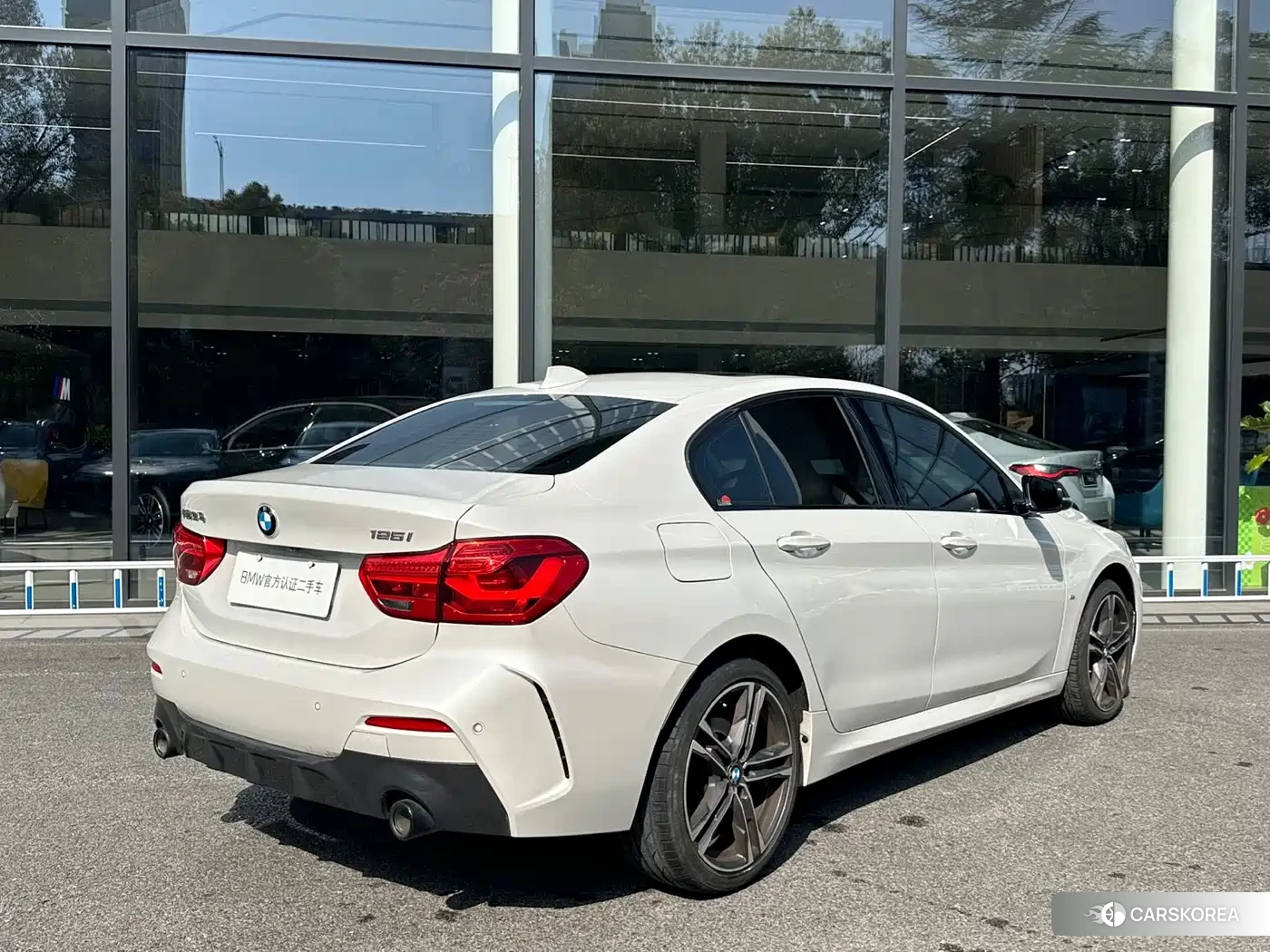 BMW 1 series id 4599658 из Китая 9