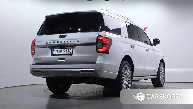 Ford Expeditation id 4280694 из Кореи 12