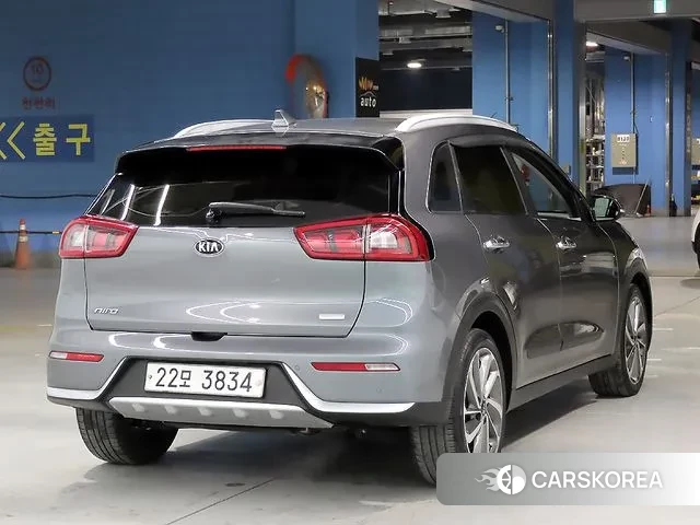 Kia Niro id 3608436 из Кореи 12