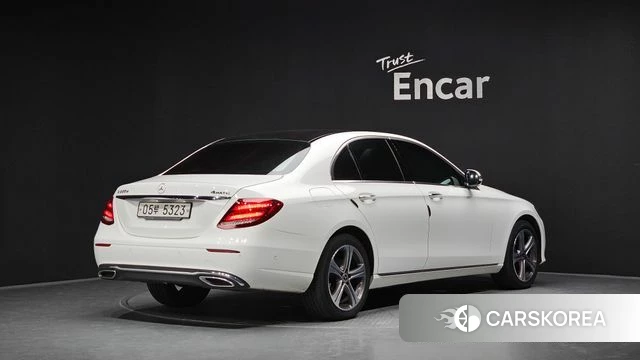 Mercedes-Benz E-Class W213 id 4595920 из Кореи 12