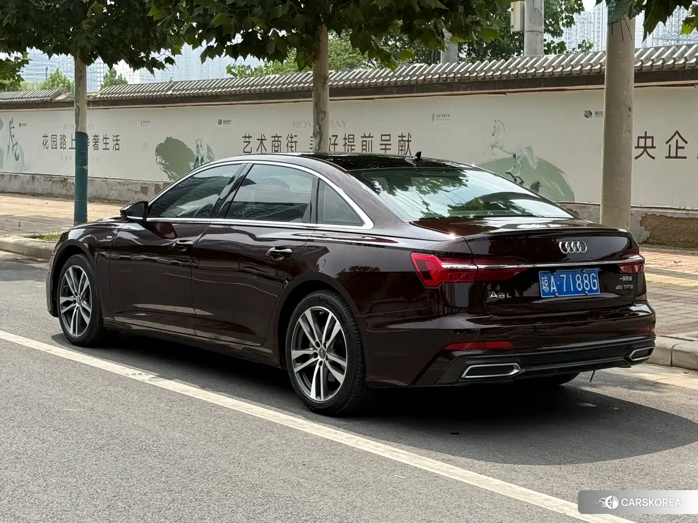 Audi A6L 2018 Red/purple из Китая, фото 2