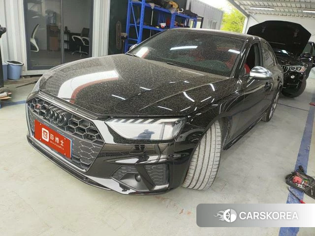 Audi S4 2025 Черный из Китая, фото 2