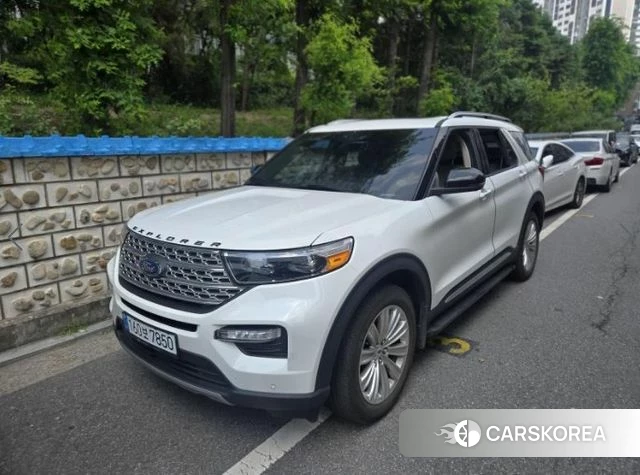 Ford Explorer 6th Generation 2021 Белый из Кореи, фото 2