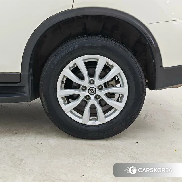 Nissan Qijun id 4214553 из Китая 10