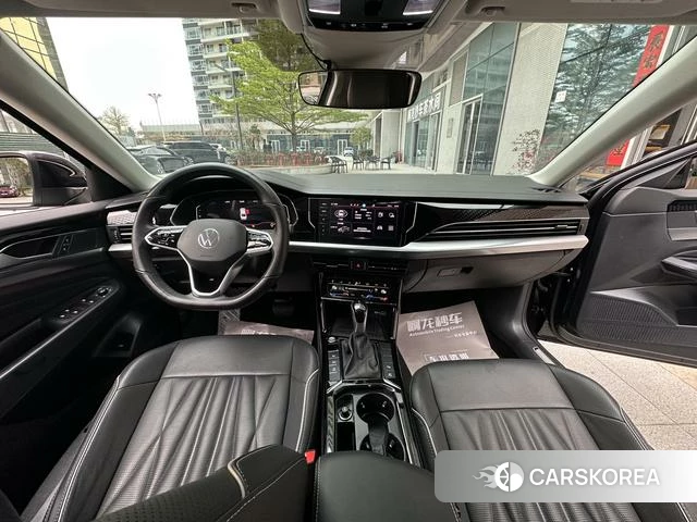 Volkswagen Passat id 4301424 из Китая 12