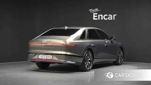 Hyundai Grandeur Hybrid (GN7) id 3267715 из Кореи 12