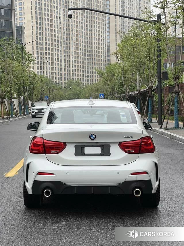 BMW 1 series 2021 Белый из Китая, фото 2