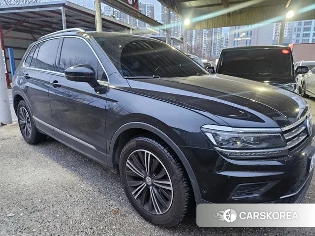 Volkswagen Tiguan second Generation 2020 Черный из Кореи, фото 3