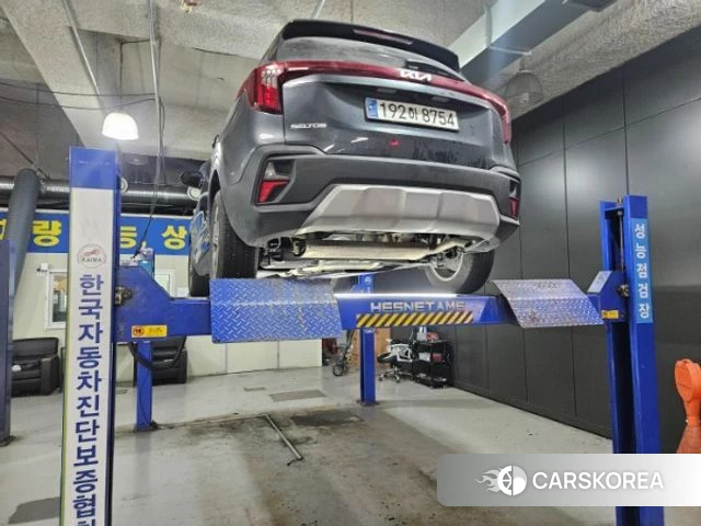Kia The New Seltos 2023 Серый из Кореи, фото 2