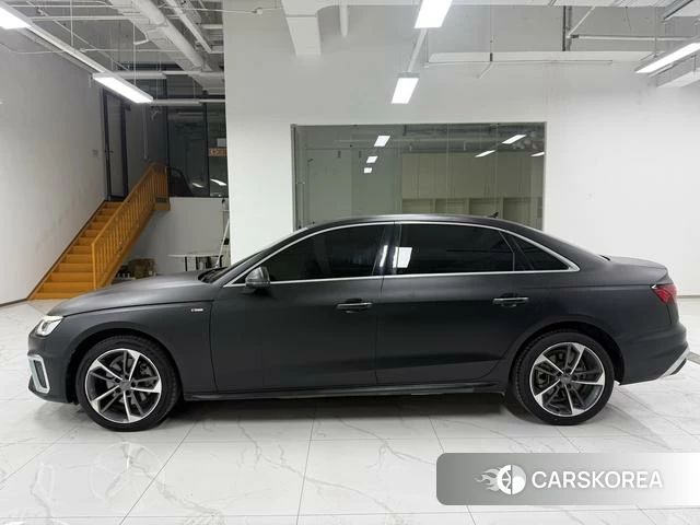 Audi A4L id 4328905 из Китая 11