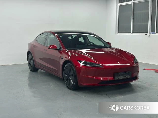 Tesla Model 3 2024 Красный из Китая, фото 2