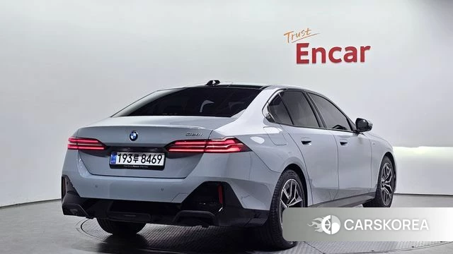 BMW 5 Series (G60) id 3896573 из Кореи 12