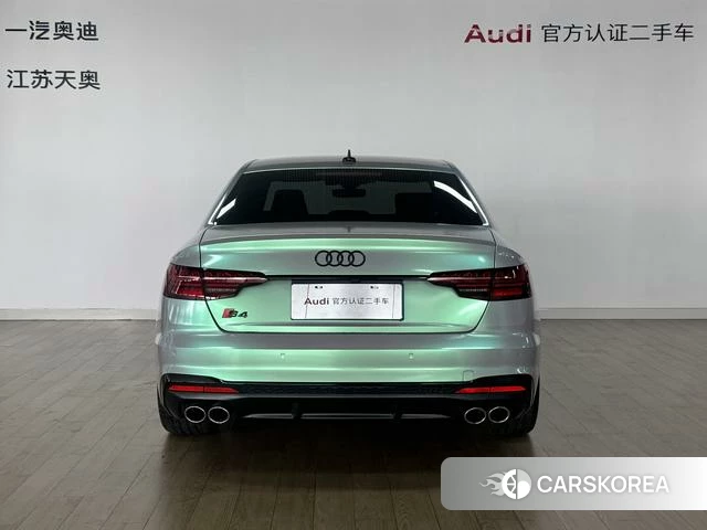 Audi S4 2023 Серебристо-серый из Китая, фото 5