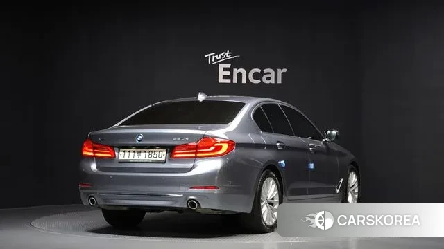 BMW 5 Series (G30) id 3060023 из Кореи 12