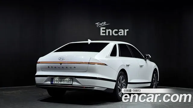 Hyundai Grandeur Hybrid (GN7) id 2698879 из Кореи 12