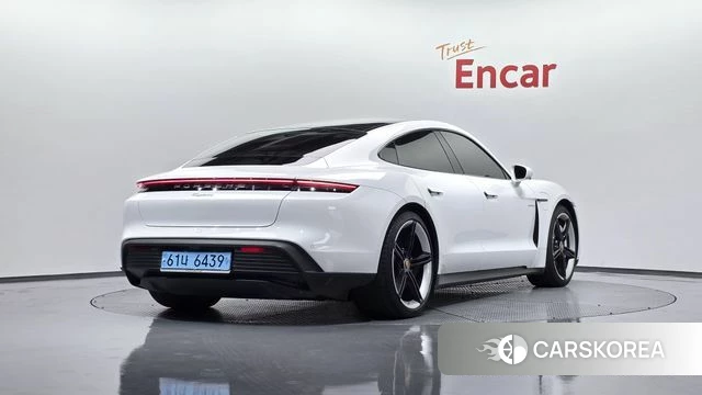 Porsche Taycan id 3940558 из Кореи 12