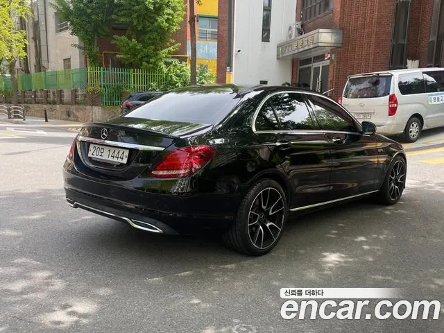 Mercedes-Benz C-Class W205 id 2706007 из Кореи 4