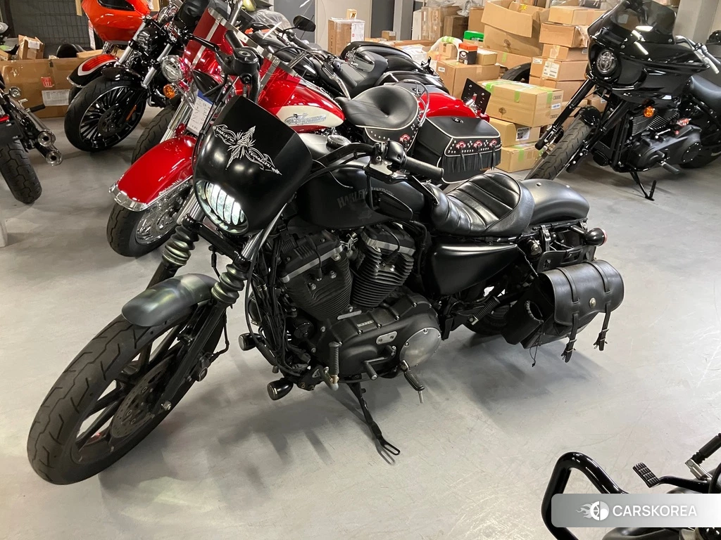 Проданный Harley-Davidson Sportster XL883N 2017 из Японии, фото 2